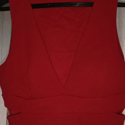 Evening top like new, red with side details