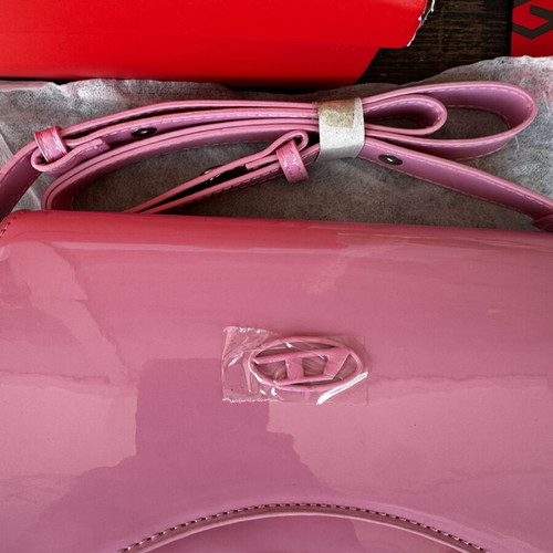 Diesel shoulder bag pink patent new authentic