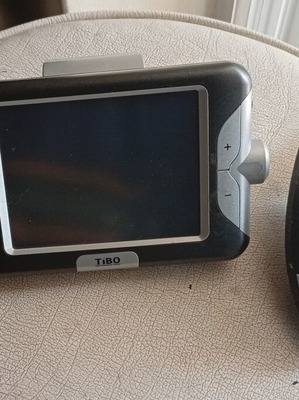 Συσκευή πλοήγησης Tibo GPS και Bluetooth car kit σαν καινούργιο