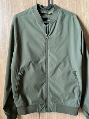 Pull & Bear men's lightweight bomber jacket used, khaki, size S