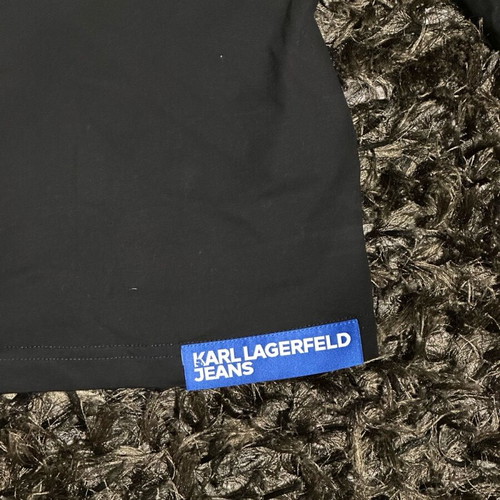 Karl Lagerfeld long sleeve tshirt size medium like new, black