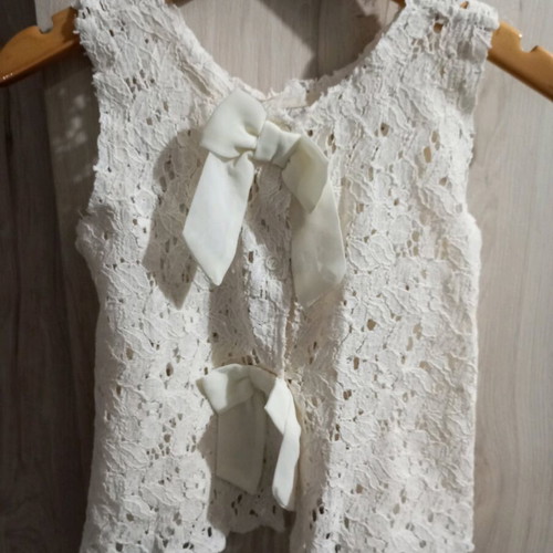 Lapin House lace blouse with bows for 3-4 years like new, cream