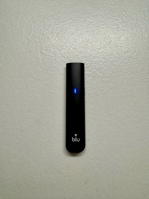 elf bar vape uk Rechargeable Vapes from £5.99 main image 1