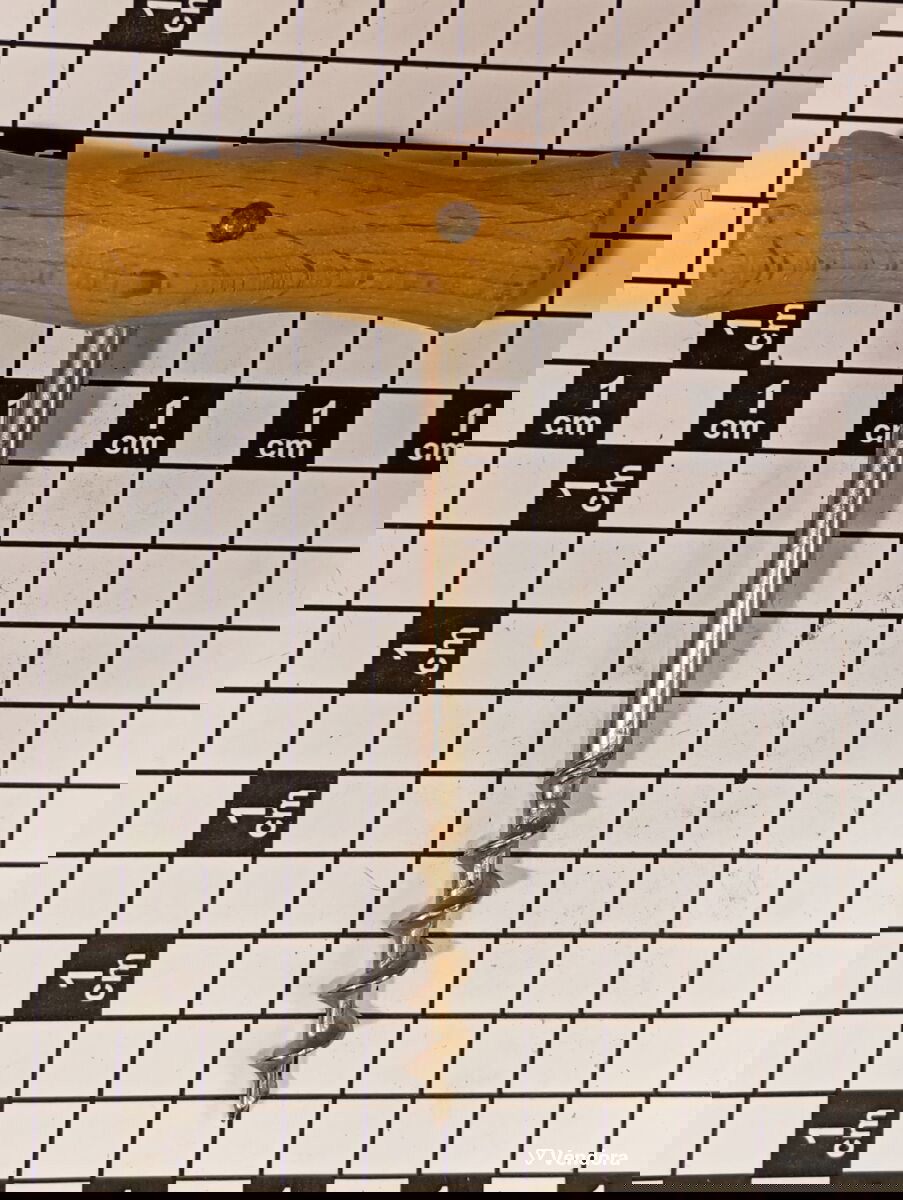 Κλασικό τιρμπουσόν με ξύλινη λαβή μεταχειρισμένο