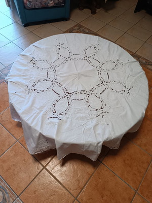 Handmade white embroidered round tablecloth like new
