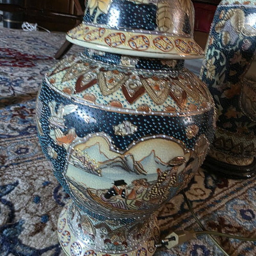 Japanese Shatsuma lampshade with vintage parchment shade like new