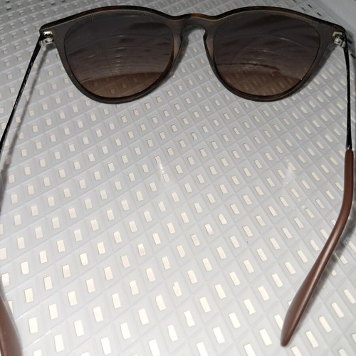 Ray-Ban Erika RB4171 Sunglasses new, unisex style