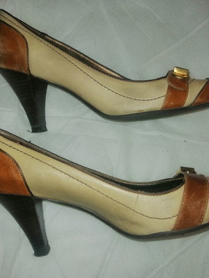 Γόβες Capelli Rossi μεταχειρισμένες, μπεζ καφέ, νούμερο 37, δερμάτινες