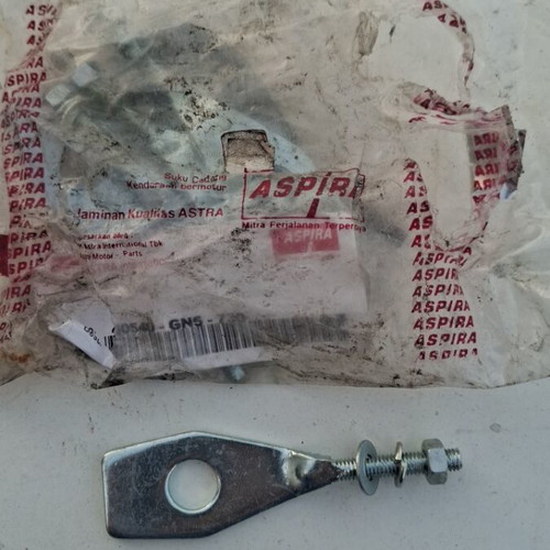 Astra wheel tightener genuine new