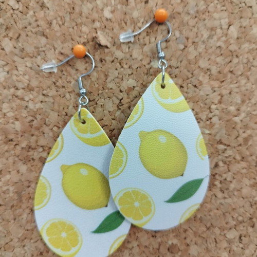 Lemon Drop earrings new, white and yellow