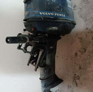 Εξωλέμβια μηχανή VOLVO PENTA 25hp