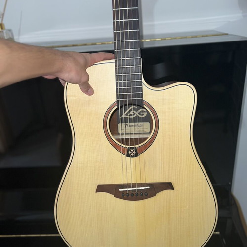Lag Tramontane TD70DCE Electroacoustic Guitar like new