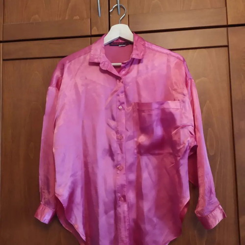 Satin pink shirt like new, size S/M