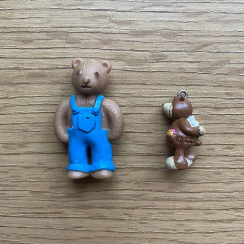 Kellogg’s Teddy Dad Bear 1995 figure used with small Nici bear gift