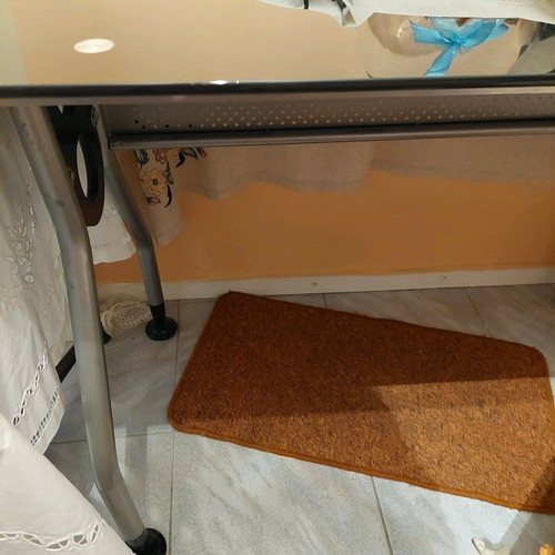 Desk with black glass surface 120x60x75 cm like new