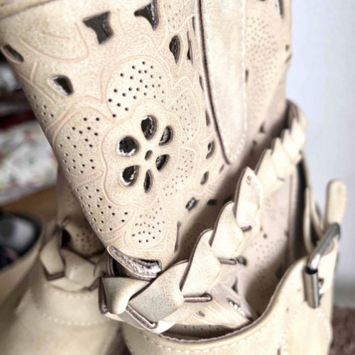 CafeNoir boots handmade boho size 37 cream with vintage effect