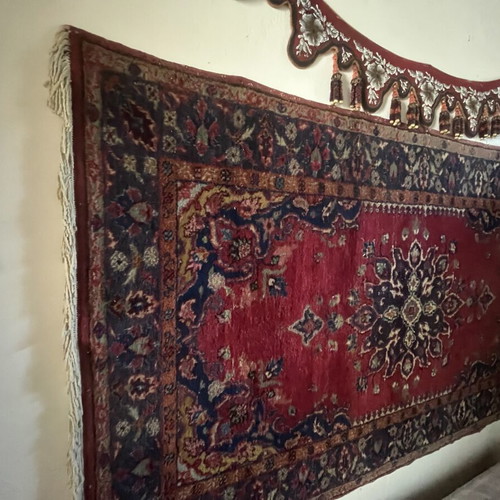 Handmade rug like new with traditional beaded element