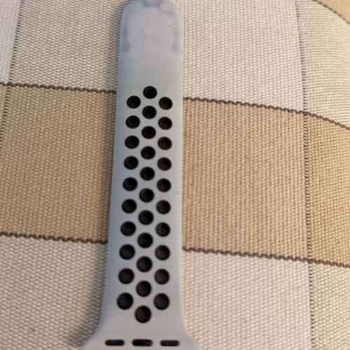 Apple Watch Nike Sport Band Pure Platinum/Black size S/M like new