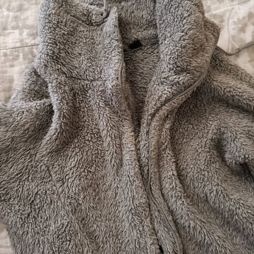 Fuzzy gray cardigan used, size S with thumb holes on sleeves