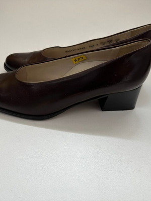 Обувки на ток Salamander употребявани, кафяви, естествена кожа, размер 38.5