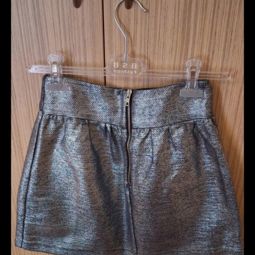 BSB skirt silver with embossed fabric like new, XS