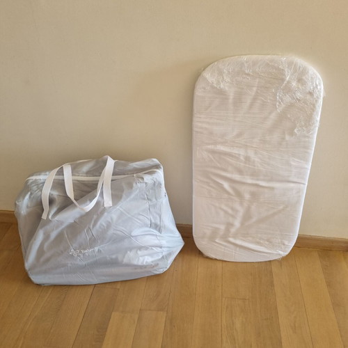 Bebe Stars Chic 2in1 Light Grey cradle with mattress, mosquito net and carrying bag like new