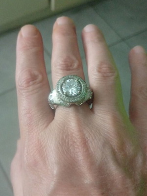 Silver 925 solitaire ring with zircon stone, like new