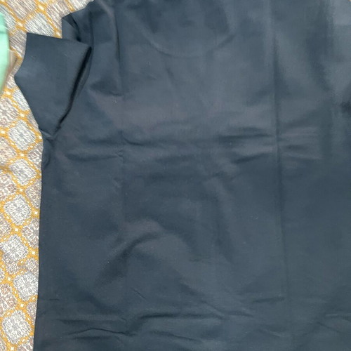 Tommy Life t shirt black like new, size L