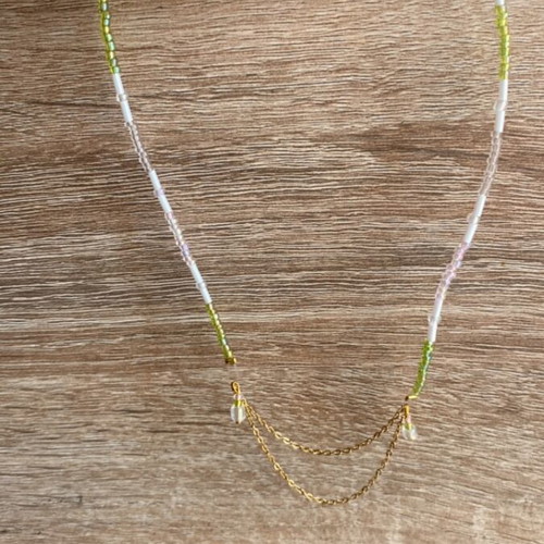 Handmade necklace in green and white inspired by Barbie Fairytopia