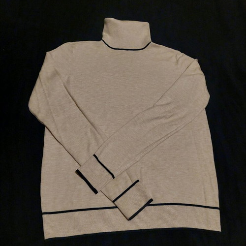 Turtleneck sweater like new, thin women's, black and beige