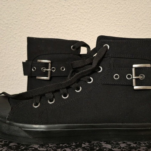 EMP Take A Walk Black Premium women's sneakers size 40 like new, black