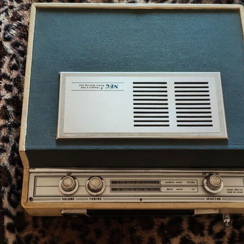 NEC collectible portable pick-up 7 transistor radio phonograph used, 1960s