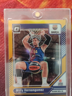 2024-25 Donruss Optic Willy Hernangomez gold like new
