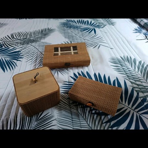 Bamboo storage boxes like new, set of 3 pieces