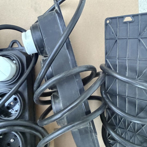 Professional Heavy-Duty Power Strips Pack of 6 used, Bals & Megalux