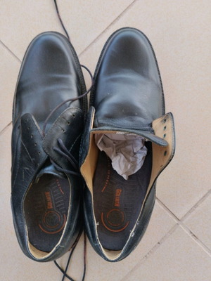 Leather safety shoes new, size 47, black, two pairs