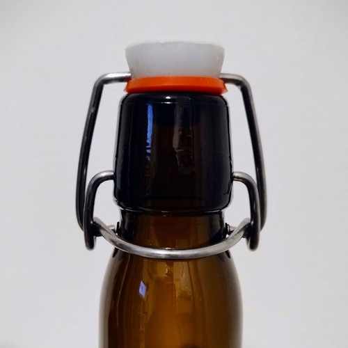 Bernard Anno 1597 beer bottles set of 2 like new with swing-top caps