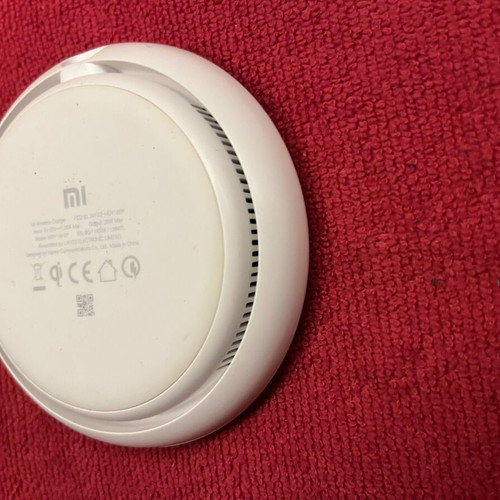 Xiaomi Mi Wireless Charger Qi with Type-C Cable like new