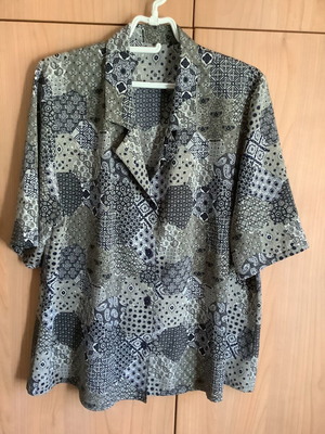 Women's shirt like new, size L/40/12