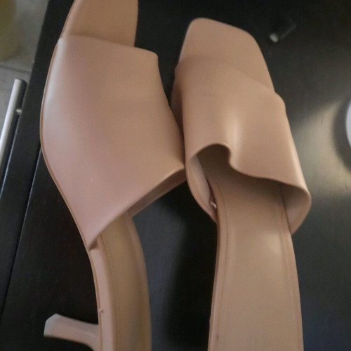 Mules with kitten heel H&M like new, beige