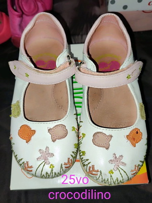 Crocodilino ballerinas size 25 like new, white leather