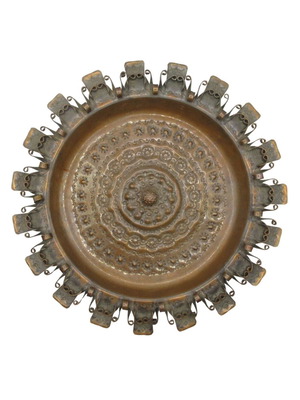 Antique copper wall plate with embossed decoration, 23 cm