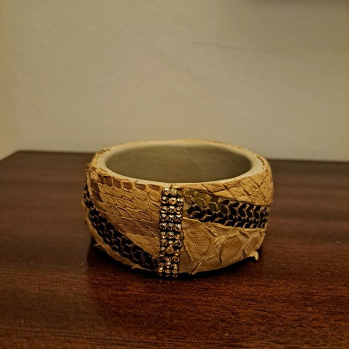 Bracelet used