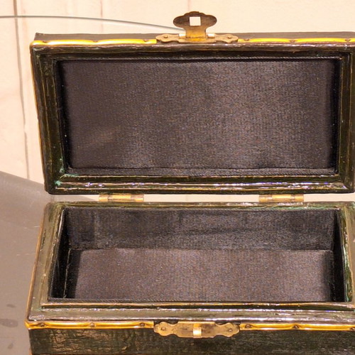 Wooden jewelry storage box bijouterie