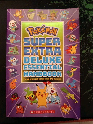 Pokémon Super Extra Deluxe Essential Handbook used, English