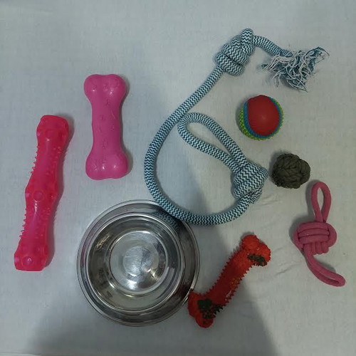 Dog accessories used for large breeds, stainless bowl, rope, balls, bones