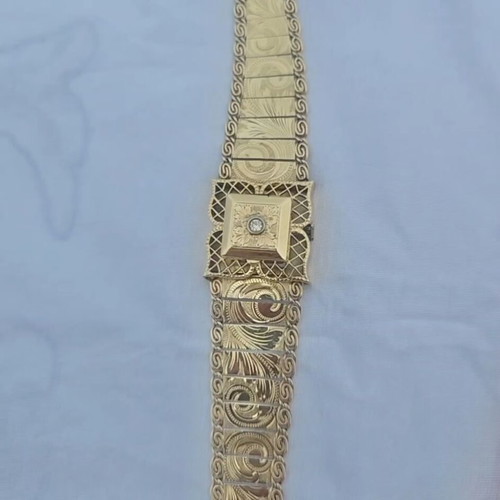 Vintage 14K Gold Swiss Bracelet Watch used with diamond