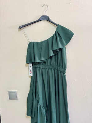 dress"