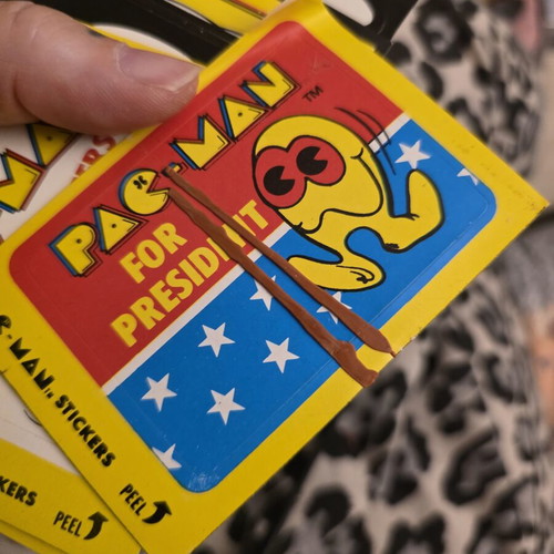 Pac Man sticker set 1982 used, 48 cards with Atari extras