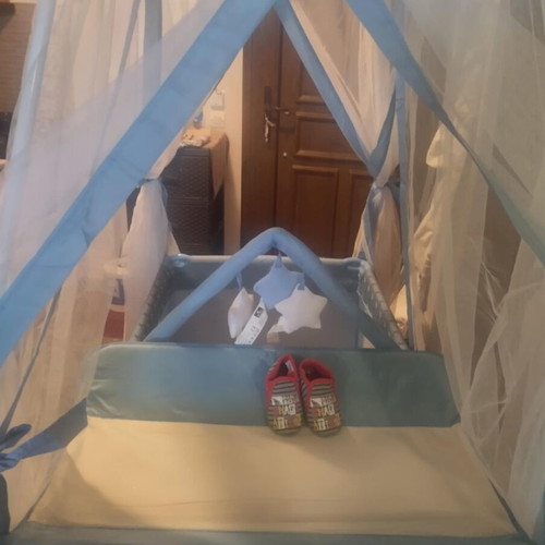 Playpen like new with changing table and regular mattress